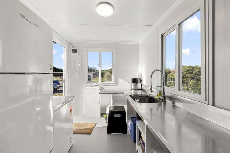 19 Nau Mai Road Raglan_32