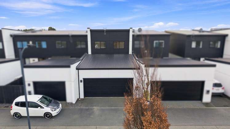 18 Brian Keogh Lane Wigram_21