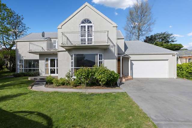 84 Lake Terrace Road Burwood_1