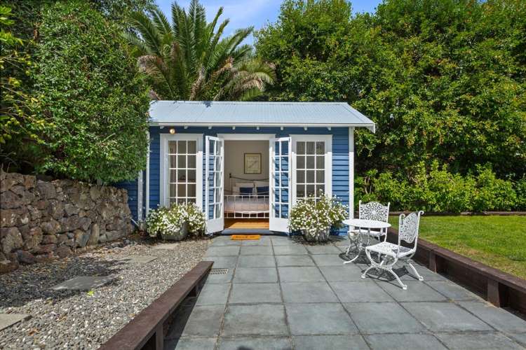 23 Ewen Alison Avenue Devonport_22