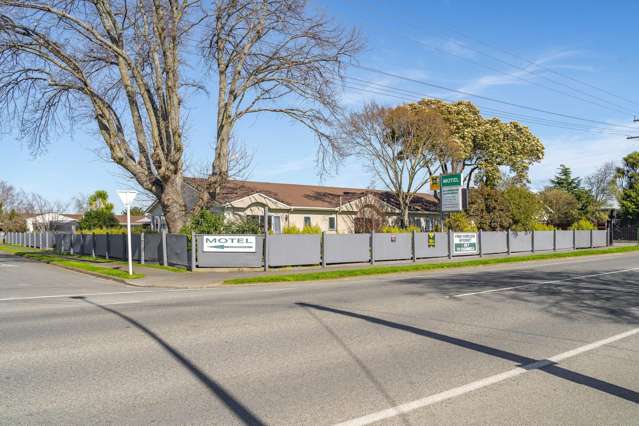 Acorn Estate Motel - For Sale