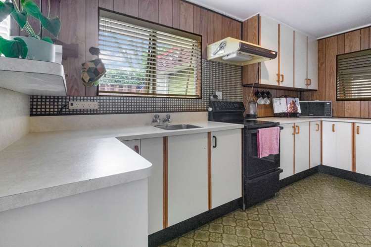 33 Anthony Crescent Bader_5