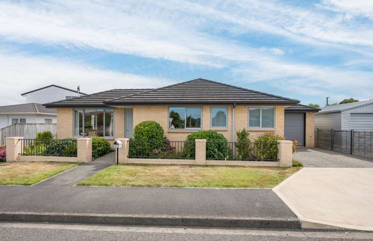 19 Andrew Street Stoke_16