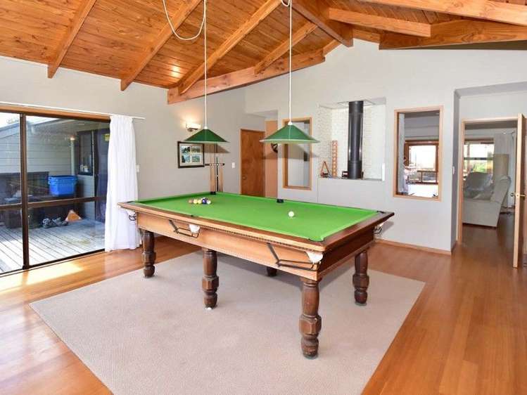 155 Whangaparaoa Road Red Beach_19