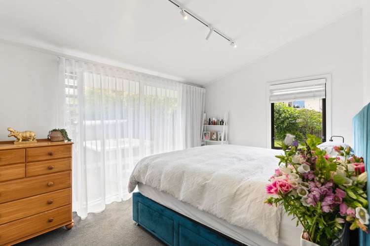 1A Cliff Road Torbay_14