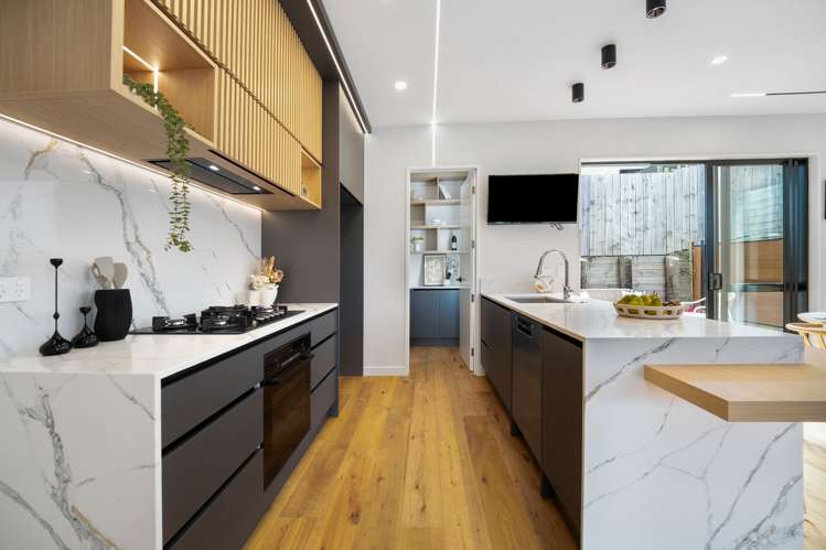 7/8 Park Rise Campbells Bay_17