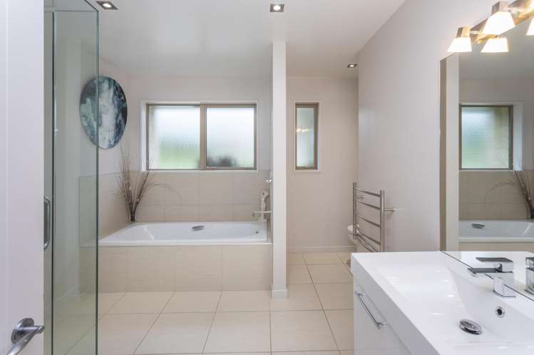 82 Isaac Road West Eyreton_21