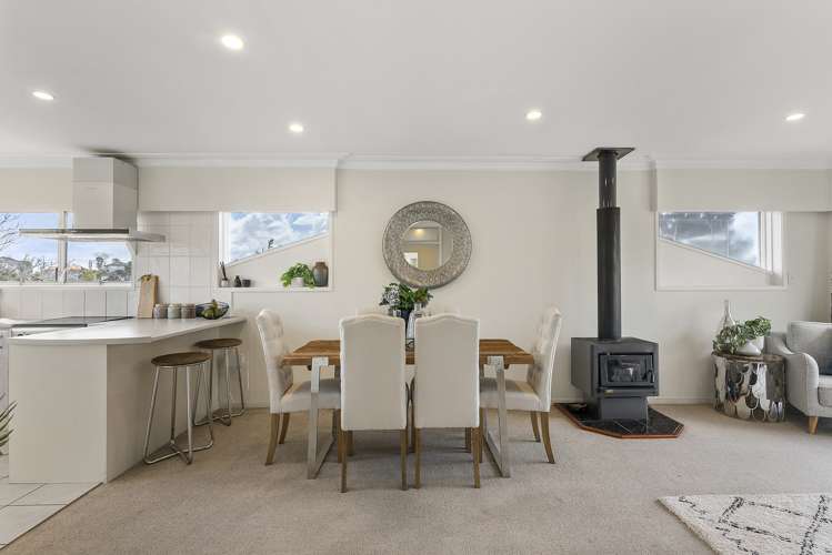 2/5 Goad Crescent Hillsborough_6