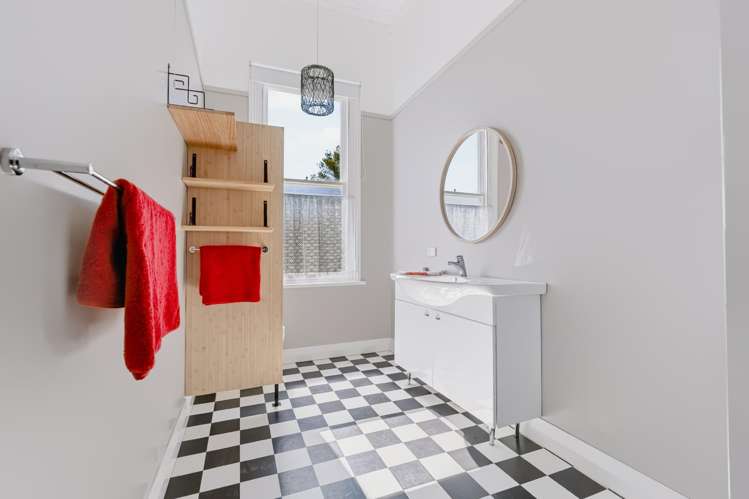 20 Shakespeare Street Milton_20
