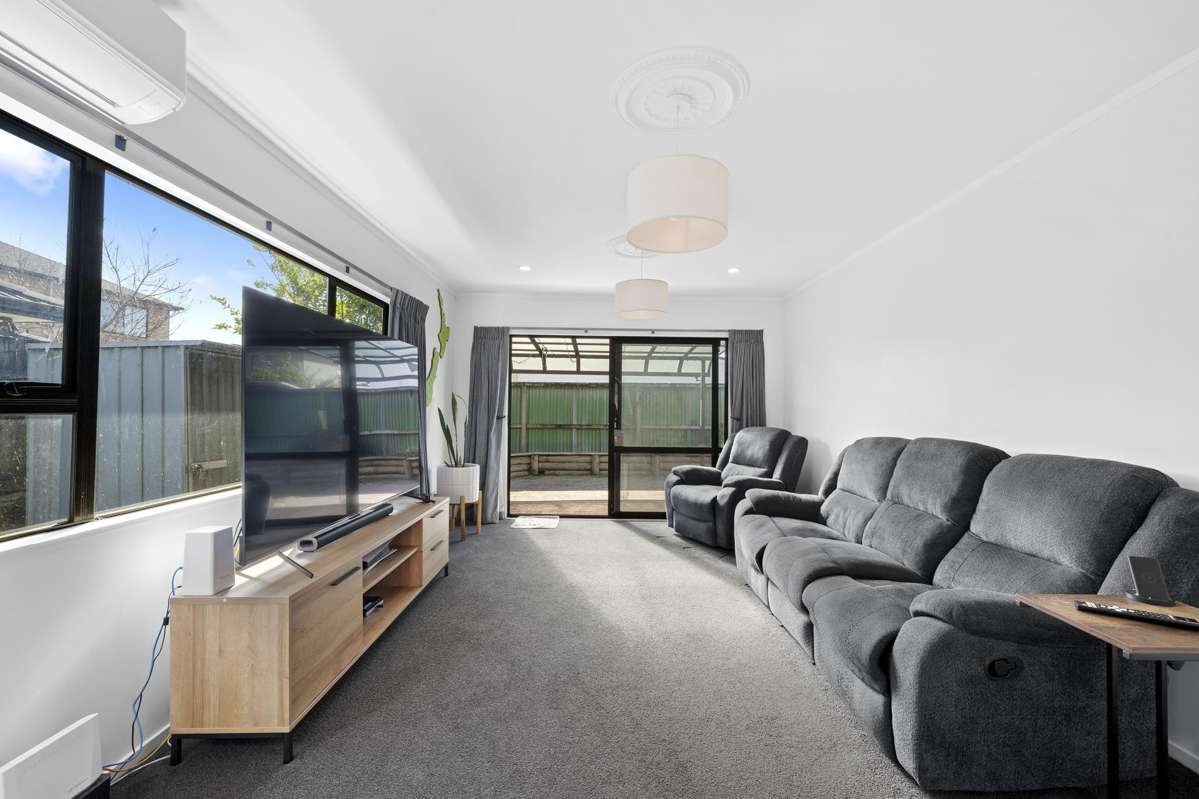 2/10 Hamilton Road_1