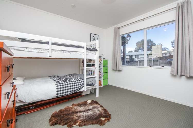 33a Lilburn Crescent Massey_10