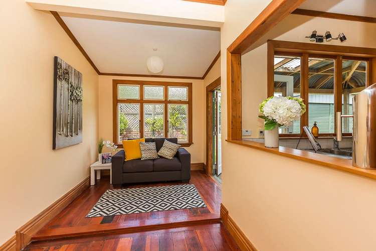 118 Mein Street Newtown_11