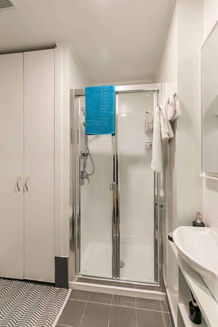 Flat 12C/34 Kingston Street City Centre_13