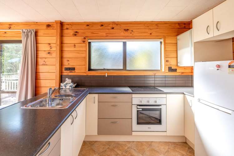 1 Ocean Road Surfdale_7