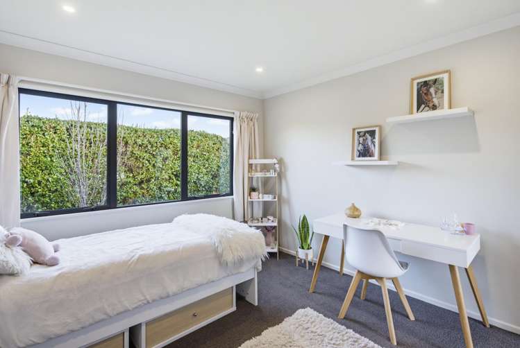 8 Rae Lane Paraparaumu Beach_23