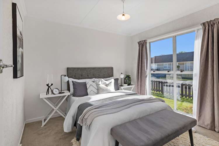 2 Leeds Place Solway_7