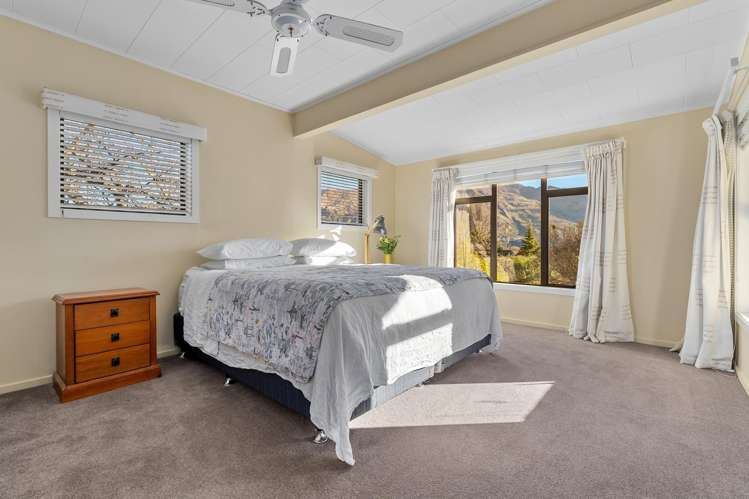 261 Beacon Point Road Wanaka_15