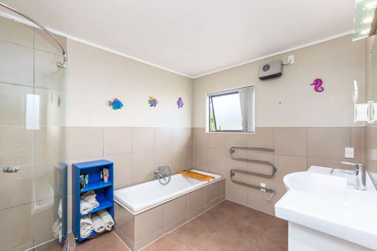 6 Okoromai Views Gulf Harbour_19