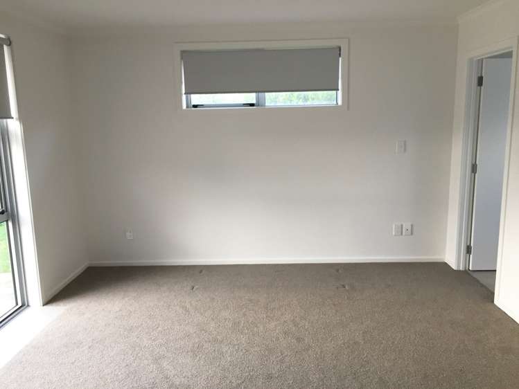 17 Cabourne Drive Glenview_4