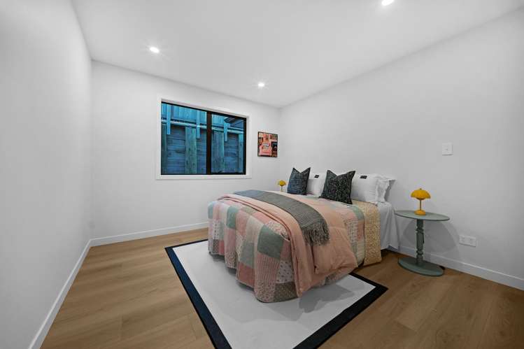 26B HENRIETTE PLACE Totara Park_15