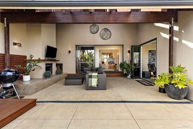 568 Redoubt Road Flat Bush_14