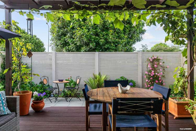 12 Glencairn Place Buckland_13