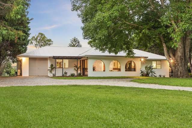 Highly Sought - After Flat Acre Family Home - Tamborine Mountain