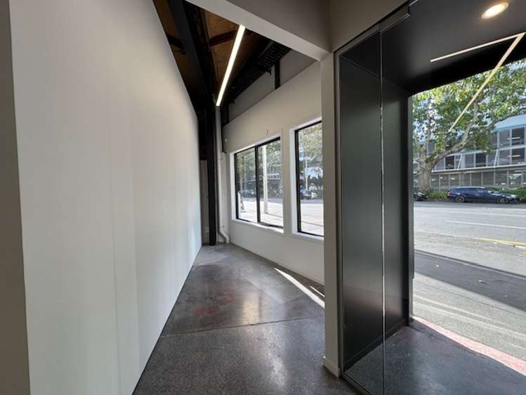 27 Beach Road Auckland Central_8