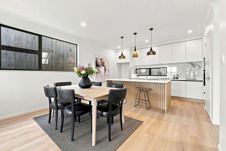 80A Bruce Road Glenfield_11