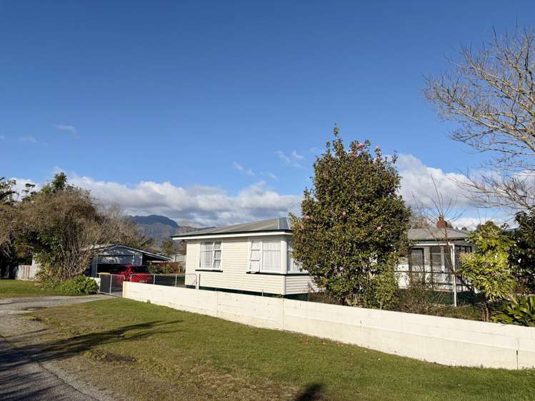 7 Eastons Road_2