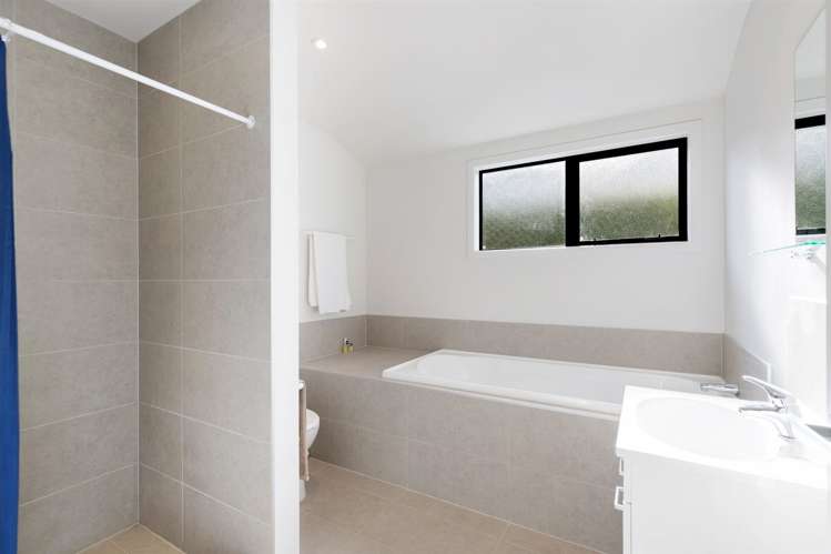 35 Suburb Street Queenstown_21