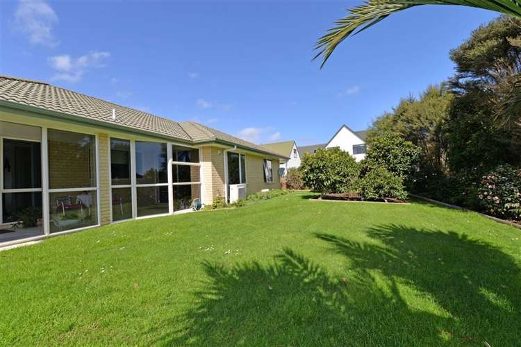27a Rosella Grove Waimauku_0