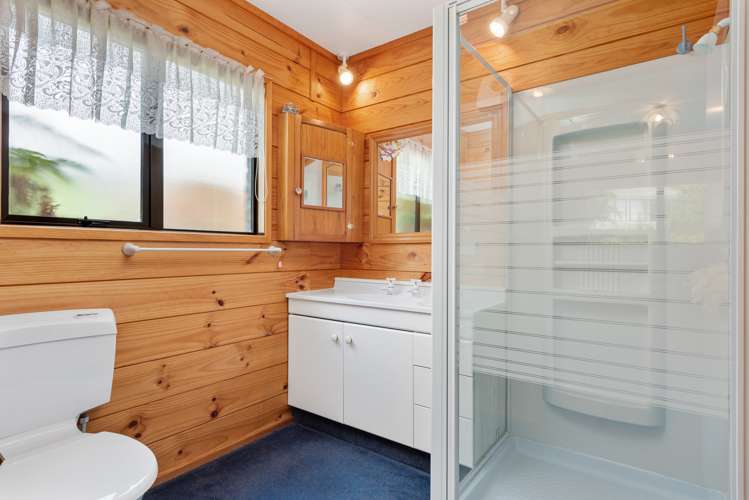 252b Waikawa Road Waikawa_18