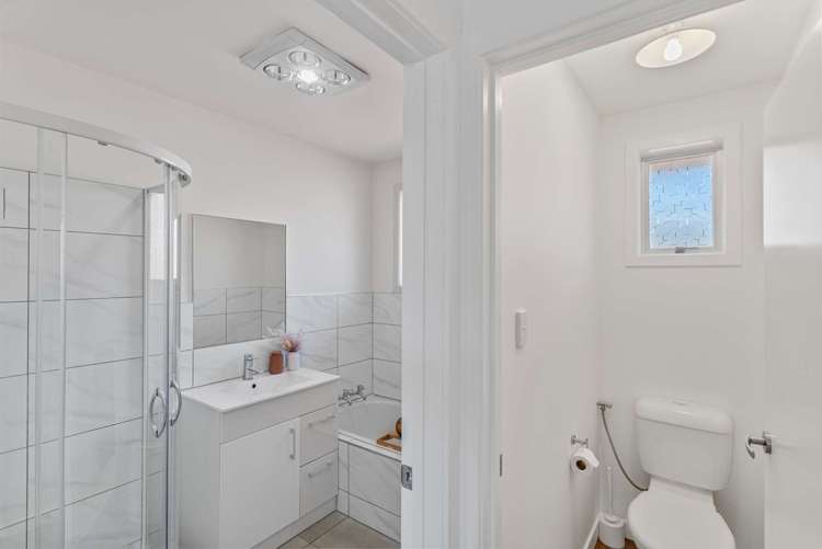 2/170 Sawyers Arms Road Bishopdale_13