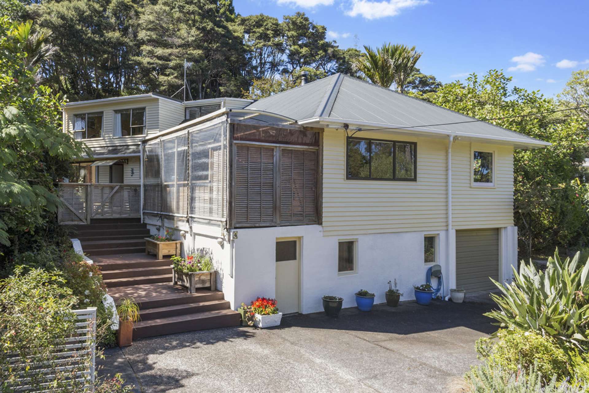 4 York Road Titirangi_0