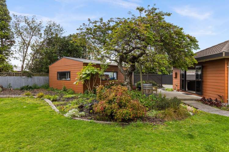 1311 Caroline Road Mayfair_15