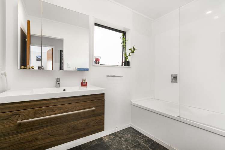 163 Wellington Street Pukekohe_10