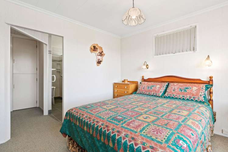 22 Tatai Road Hauraki Surrounds_12