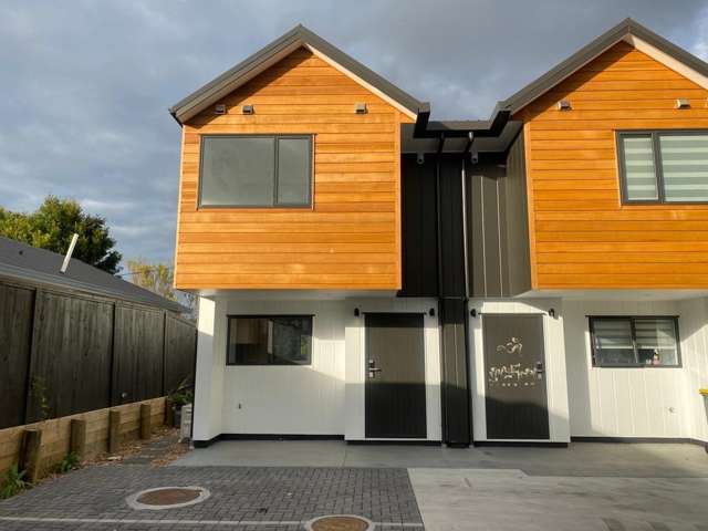 New Lynn, 3 Bedrooms