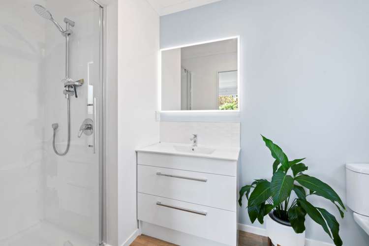 44 Blue Heron Rise Stanmore Bay_12