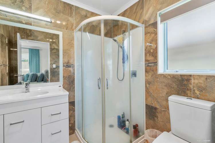 11 Karetai Crescent Favona_12