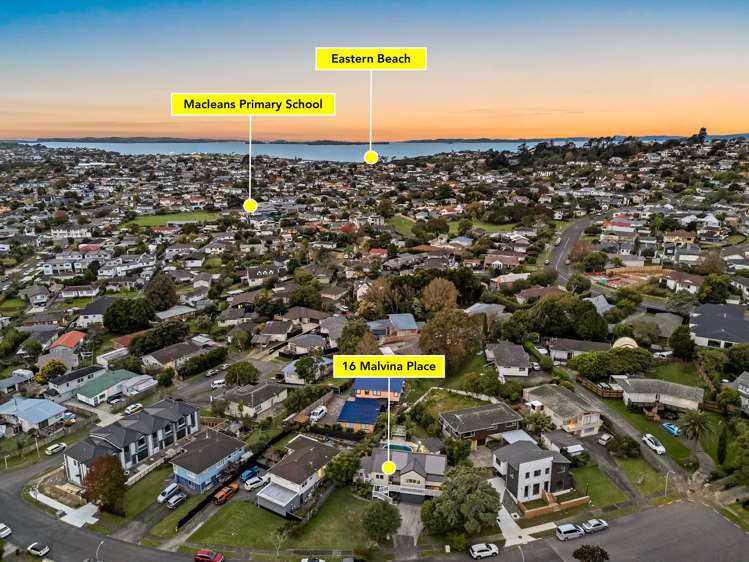 16 Malvina Place Bucklands Beach_27