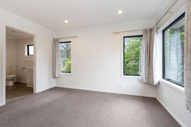 22d Shetland Street Glen Eden_6