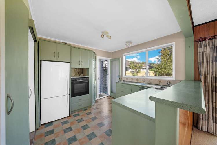 125 Portage Road New Lynn_10