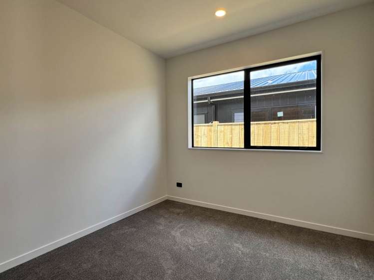 386 Te Taruna Drive Milldale_11