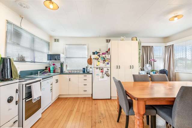 11 Euan Street Mangakakahi_4