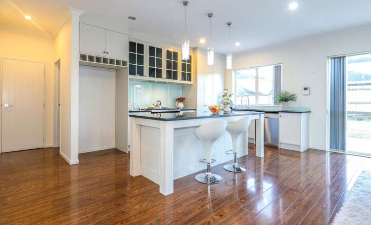 46 Castlederg Drive Flat Bush_8