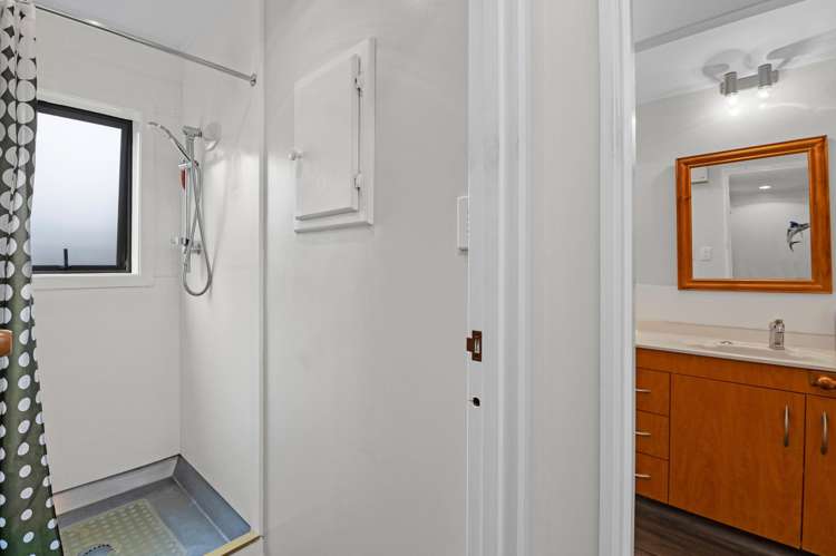 19b Peachgrove Terrace Hillcrest_14