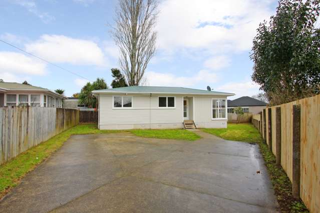 14a Rondorlyn Place Manurewa_1