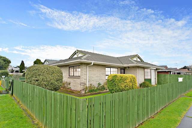 1/4 Onslow Road Papakura_1